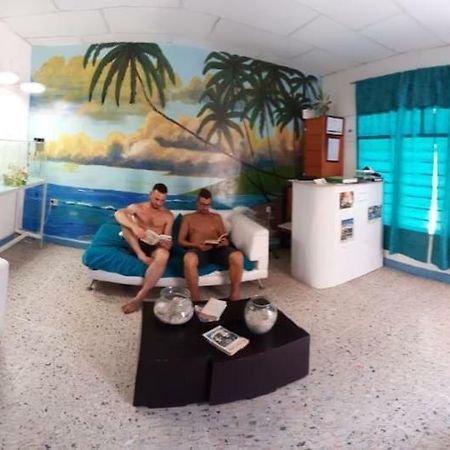 Hostal Aquarium Cartagena Exterior photo