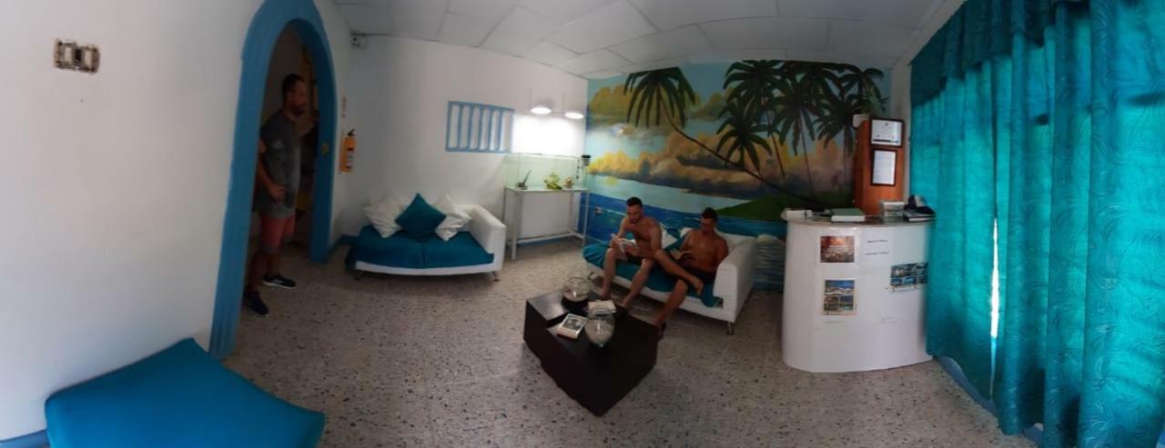 Hostal Aquarium Cartagena Exterior photo